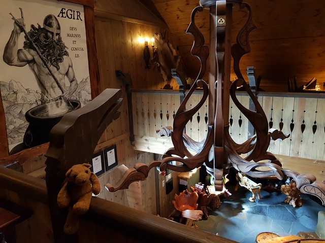 5 Inside Pub