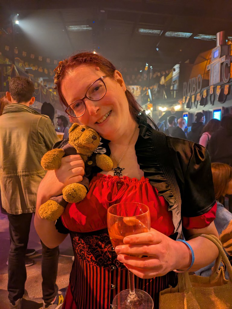 1 Me+Bear