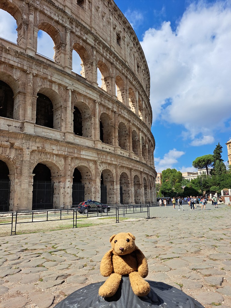 5 Coliseum