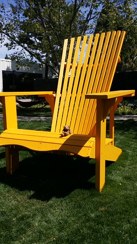 2 Giant Chair