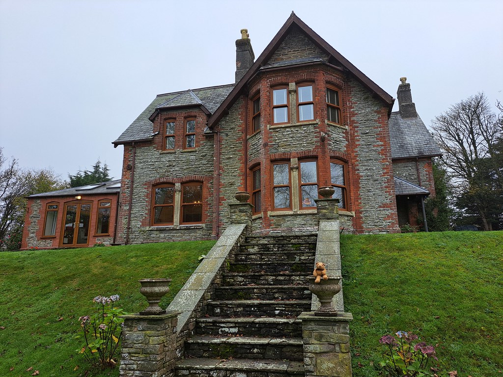 2 House