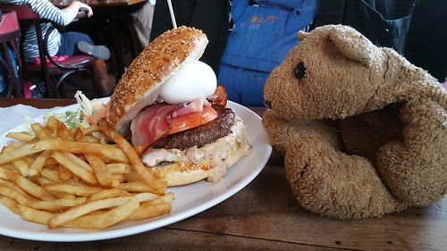 8 G-Egg Burger