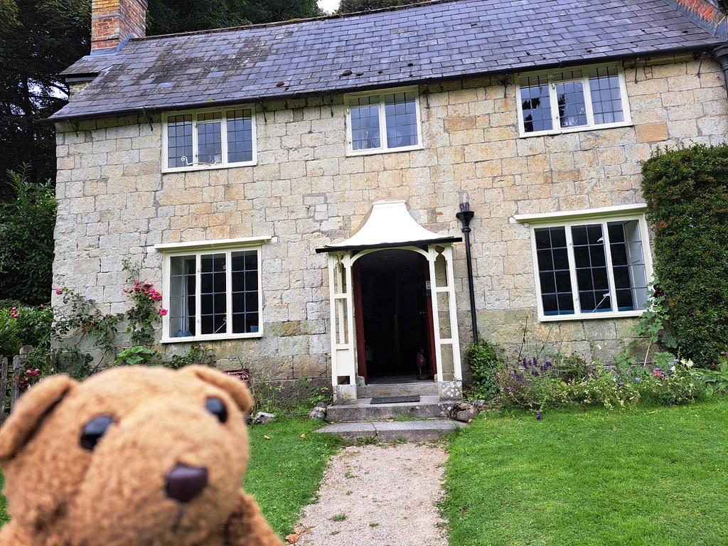 1 Cottage
